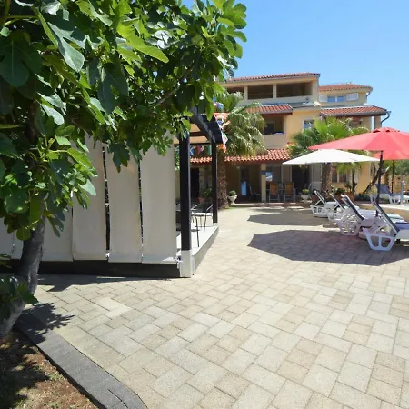 Friedrich-2 By Interhome Apartamento *